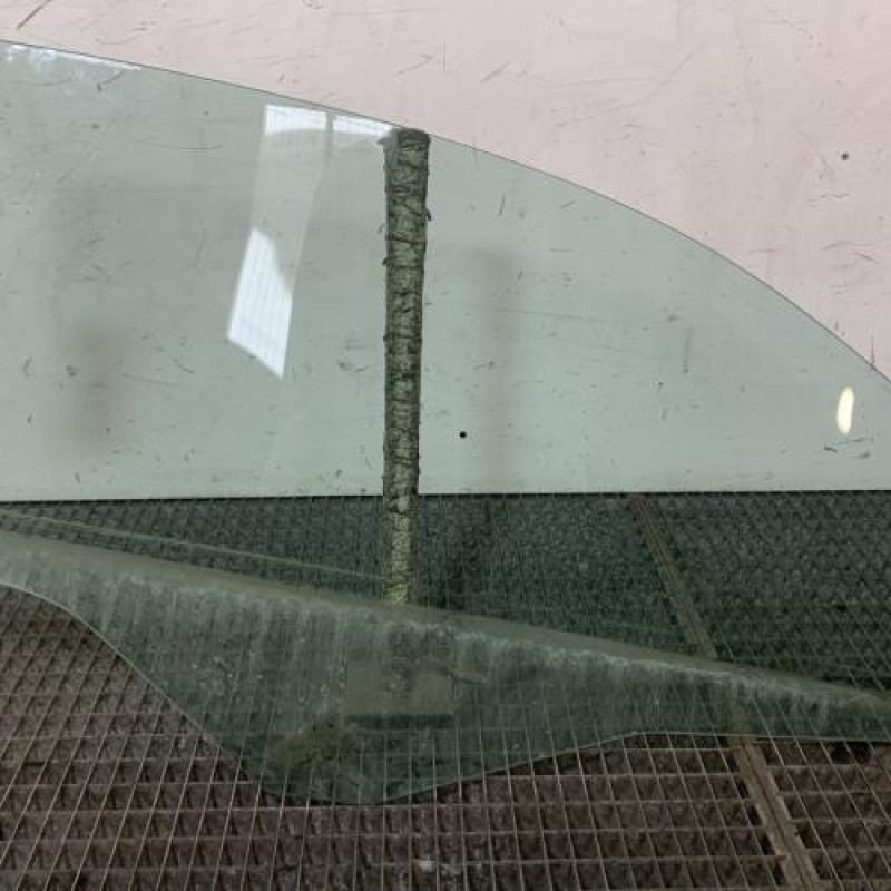 Vitre avant gauche FIAT 500 2 Photo n°4