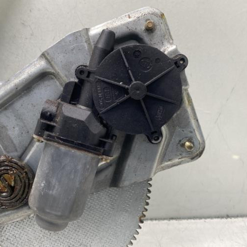 Leve vitre electrique avant gauche RENAULT TWINGO 1 Photo n°2