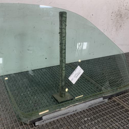 Vitre avant gauche RENAULT KANGOO 1
