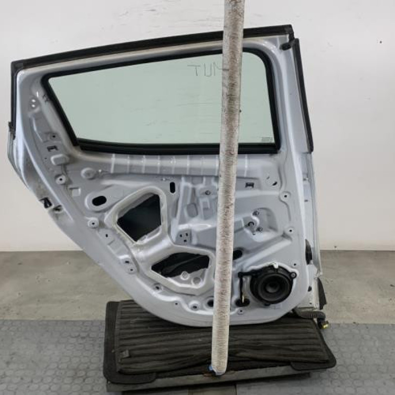 Porte arriere gauche RENAULT CLIO 4 Photo n°3