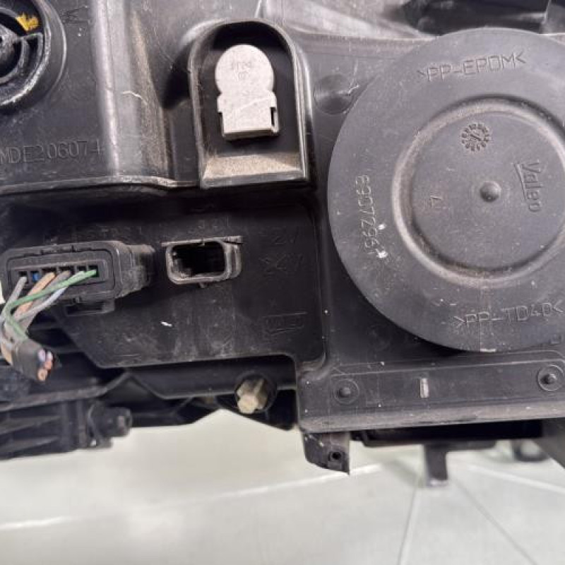 Optique avant principal gauche (feux)(phare) RENAULT LAGUNA 3 Photo n°3