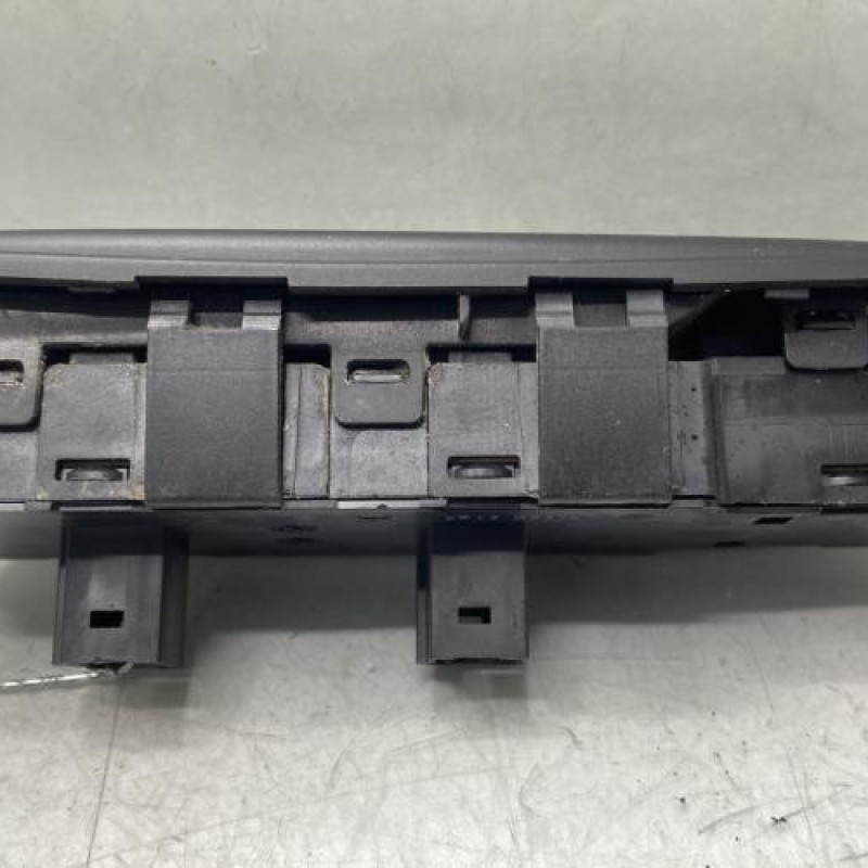 Interrupteur de leve vitre avant gauche CITROEN C4 GRAND PICASSO 1 Photo n°3