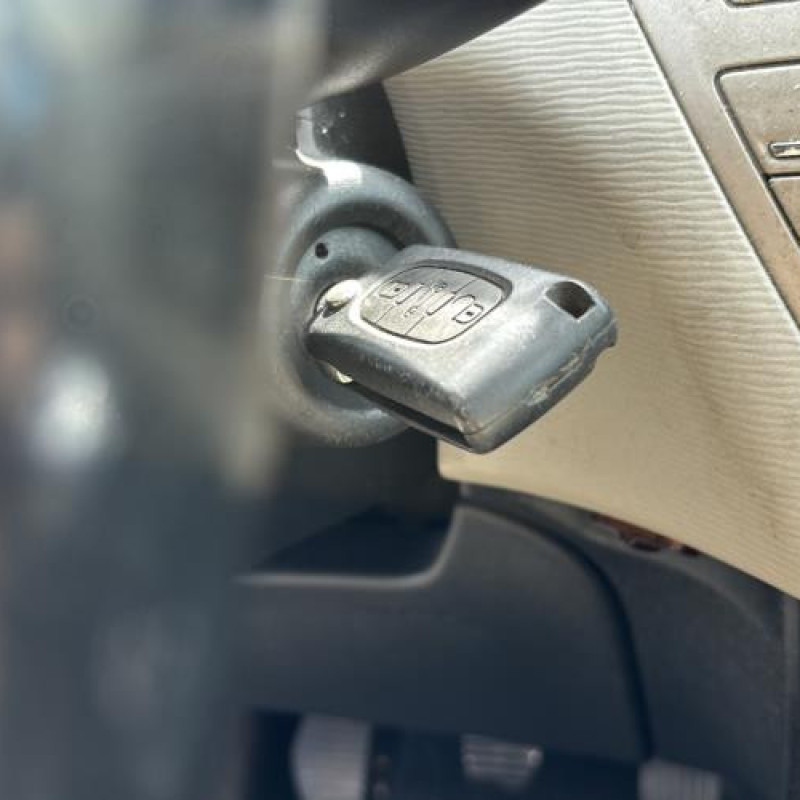 Interrupteur de leve vitre avant gauche CITROEN C4 GRAND PICASSO 1 Photo n°13