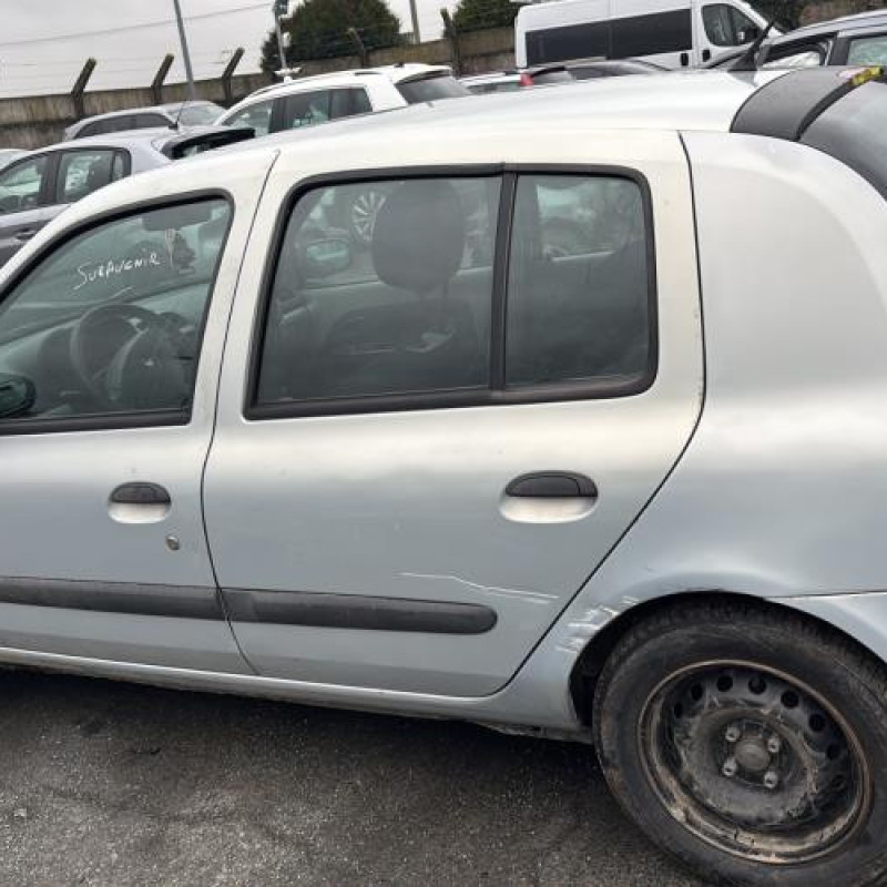 Vitre avant droit RENAULT CLIO 2 Photo n°11