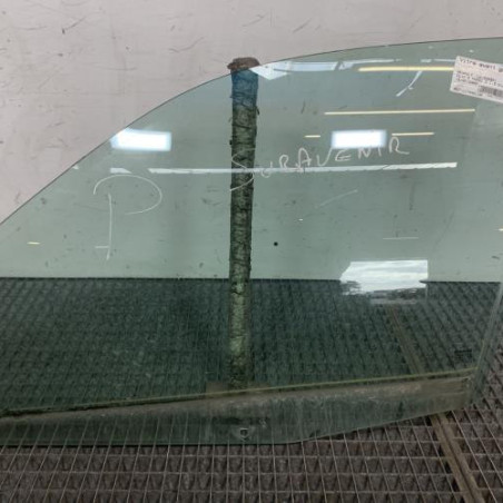 Vitre avant gauche RENAULT CLIO 2 Photo n°1