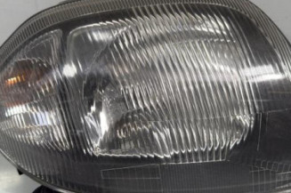 Optique avant principal droit (feux)(phare) RENAULT CLIO 2 Photo n°1