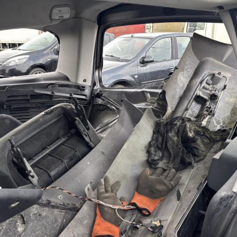 Poignee porte avant droit PEUGEOT PARTNER 2 Photo n°16