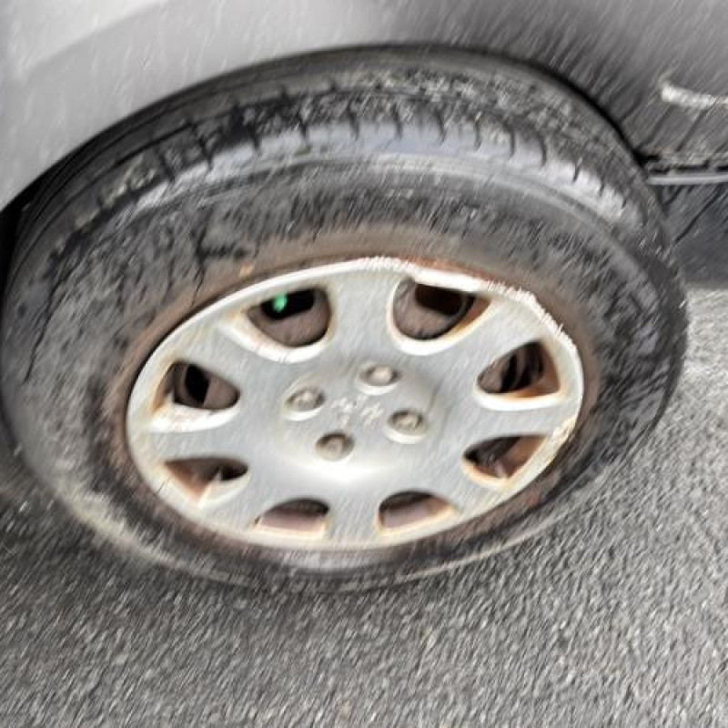 Poignee porte avant droit PEUGEOT PARTNER 2 Photo n°17