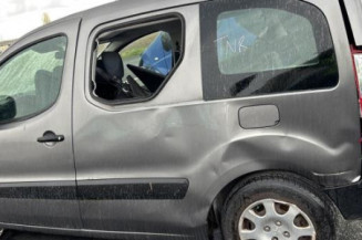 Serrure avant droit PEUGEOT PARTNER 2
