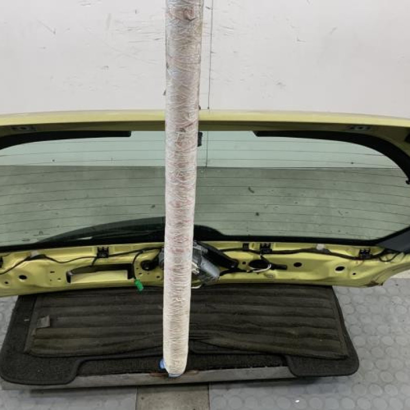 Malle/Hayon arriere CITROEN C2 Photo n°6