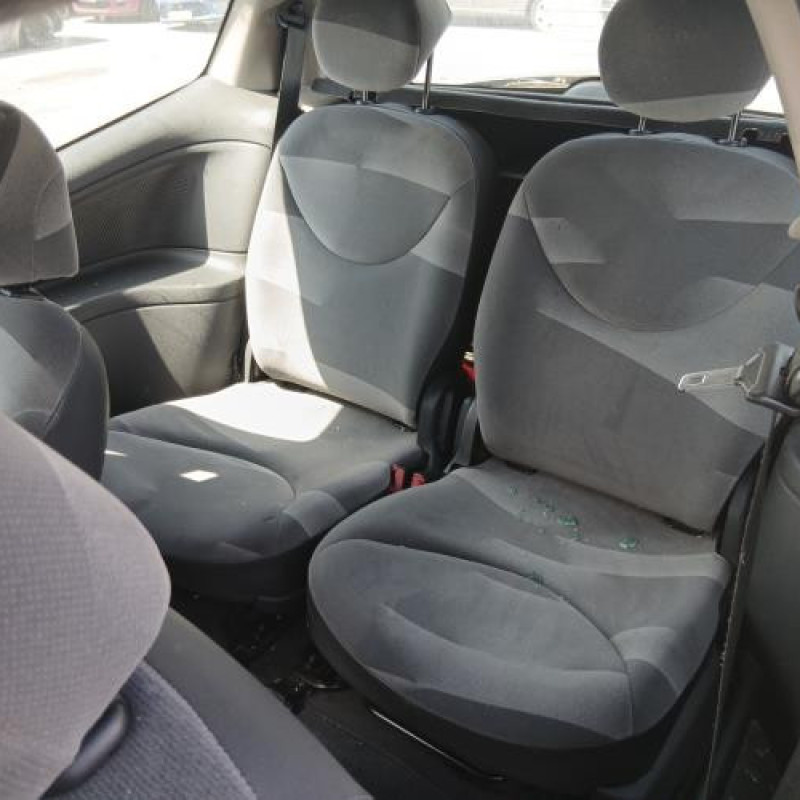 Malle/Hayon arriere CITROEN C2 Photo n°16