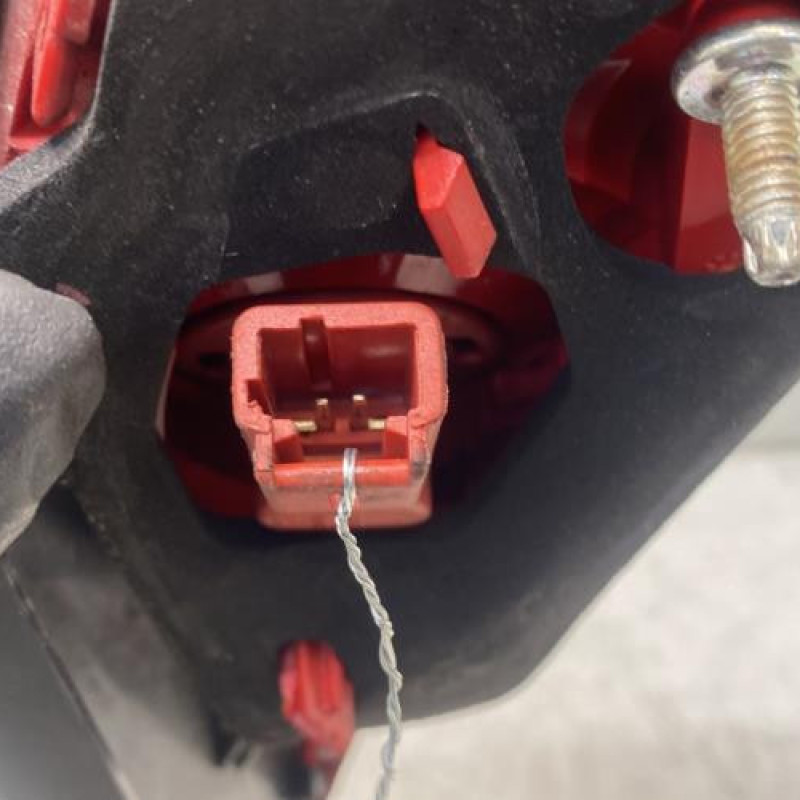 Feu arriere secondaire gauche (feux) PEUGEOT 3008 1 Photo n°3