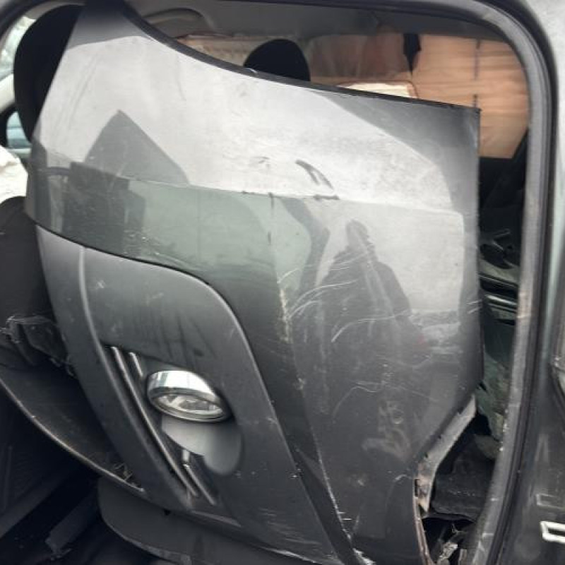 Attache ceinture arriere gauche PEUGEOT 3008 1 Photo n°16