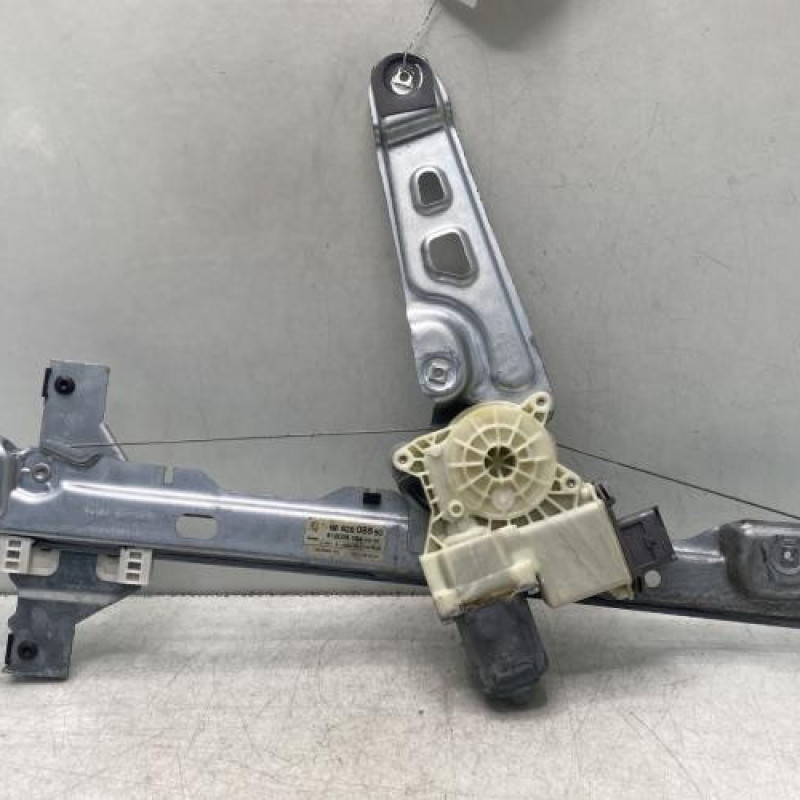 Leve vitre electrique avant droit PEUGEOT 3008 1 Photo n°1