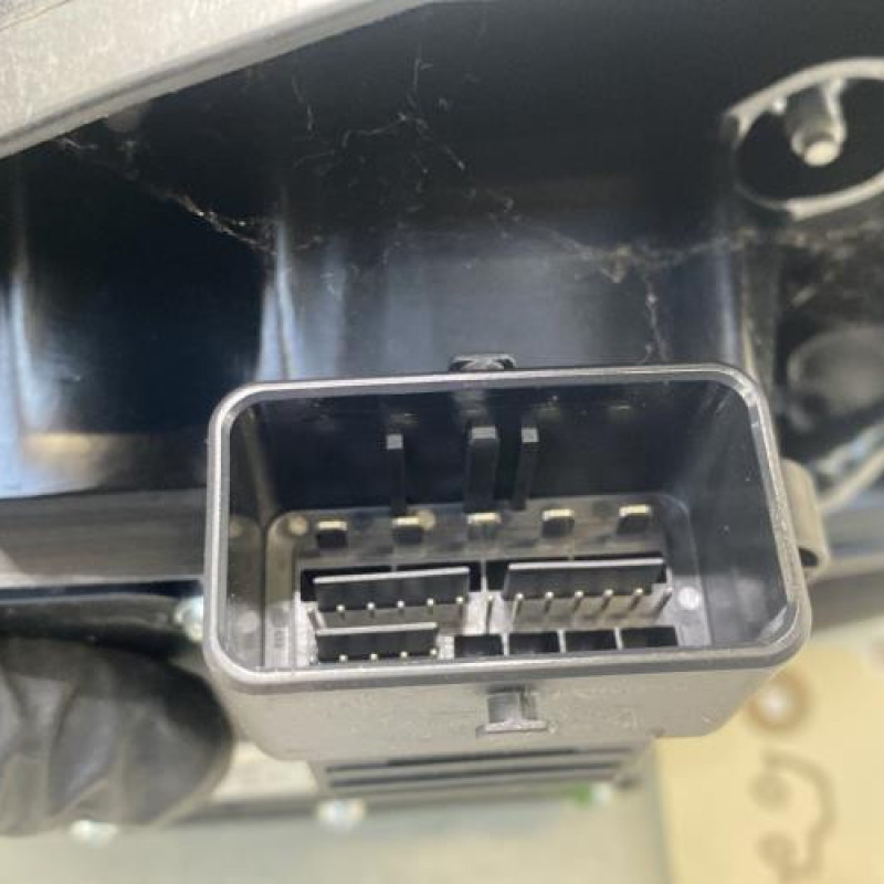 Bloc electrique de frein a main PEUGEOT 3008 1 Photo n°3