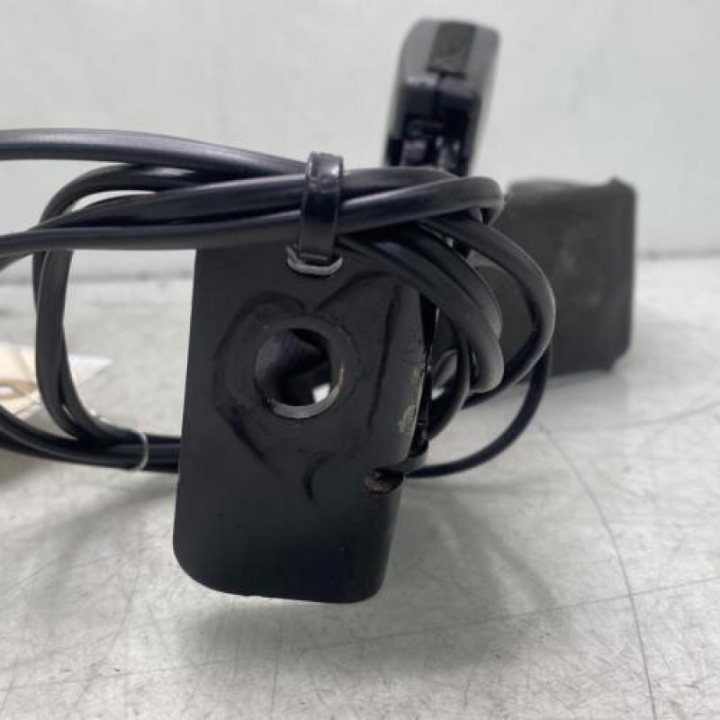 Attache ceinture arriere droit PEUGEOT 3008 1 Photo n°3