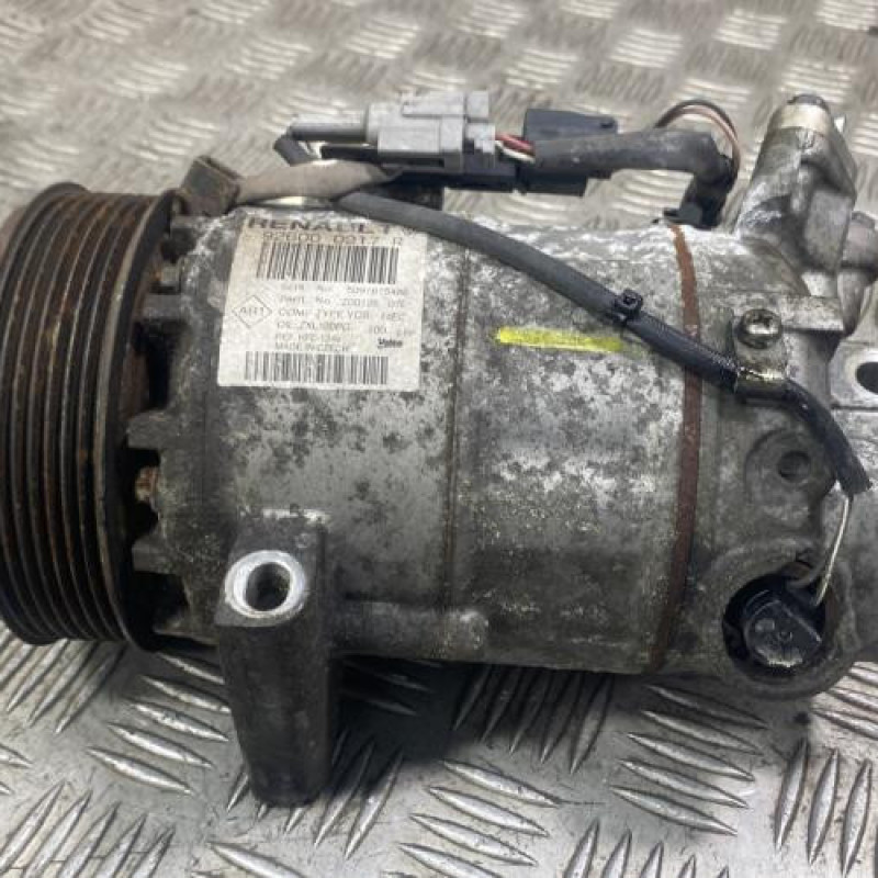 Compresseur clim RENAULT CLIO 4 Photo n°1