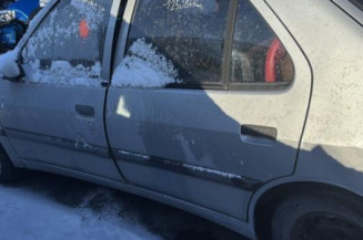 Porte avant droit PEUGEOT 306