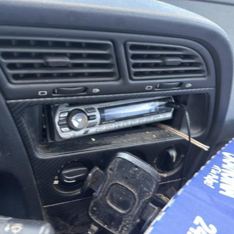 Porte avant droit PEUGEOT 306 Photo n°19