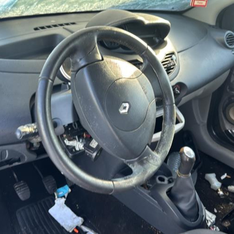 Capot RENAULT TWINGO 2 Photo n°16