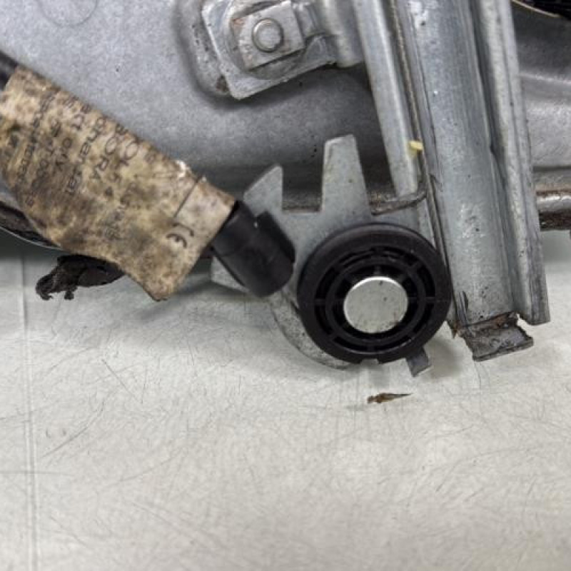 Leve vitre electrique avant droit VOLKSWAGEN GOLF 4 Photo n°3