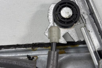 Leve vitre electrique avant droit VOLKSWAGEN GOLF 4