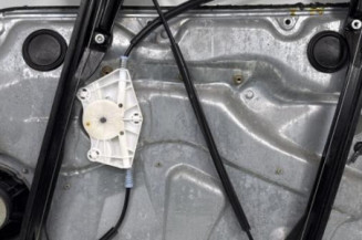 Leve vitre electrique avant gauche VOLKSWAGEN GOLF 4