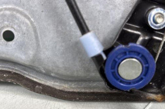 Leve vitre electrique avant gauche VOLKSWAGEN GOLF 4