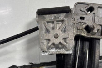 Leve vitre electrique avant gauche VOLKSWAGEN GOLF 4