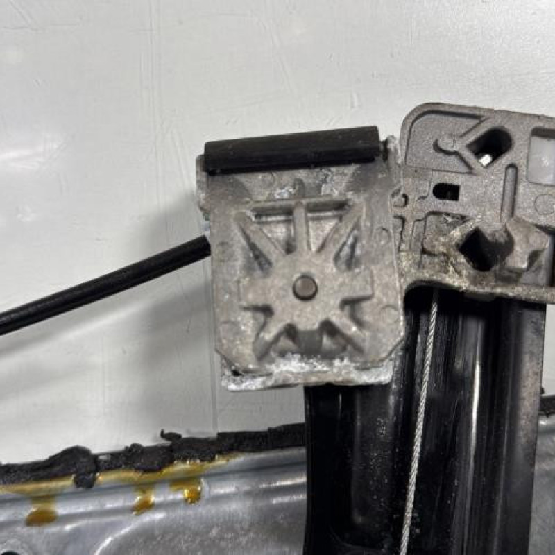 Leve vitre electrique avant gauche VOLKSWAGEN GOLF 4 Photo n°6