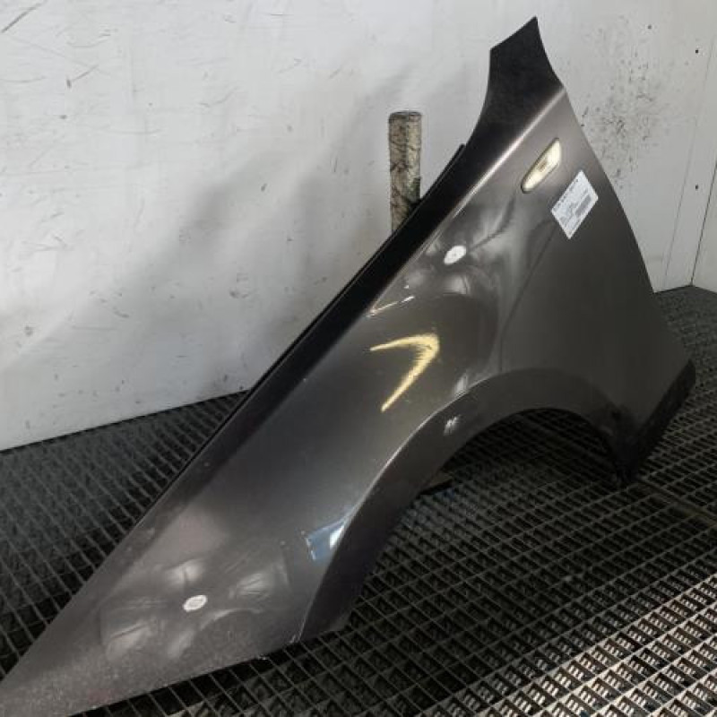 Aile avant gauche BMW SERIE 1 E87 Photo n°3