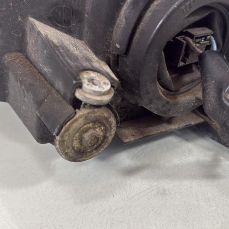 Optique avant principal droit (feux)(phare) MAZDA 2 1 Photo n°3