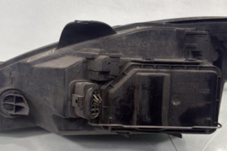 Optique avant principal droit (feux)(phare) FORD FOCUS 1