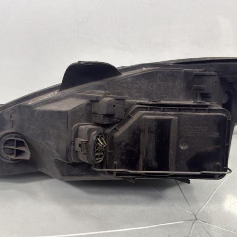 Optique avant principal droit (feux)(phare) FORD FOCUS 1 Photo n°2