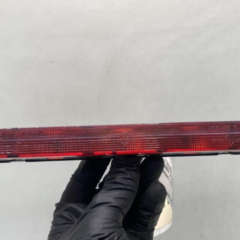 Feu arriere stop central CITROEN XSARA PICASSO Photo n°1