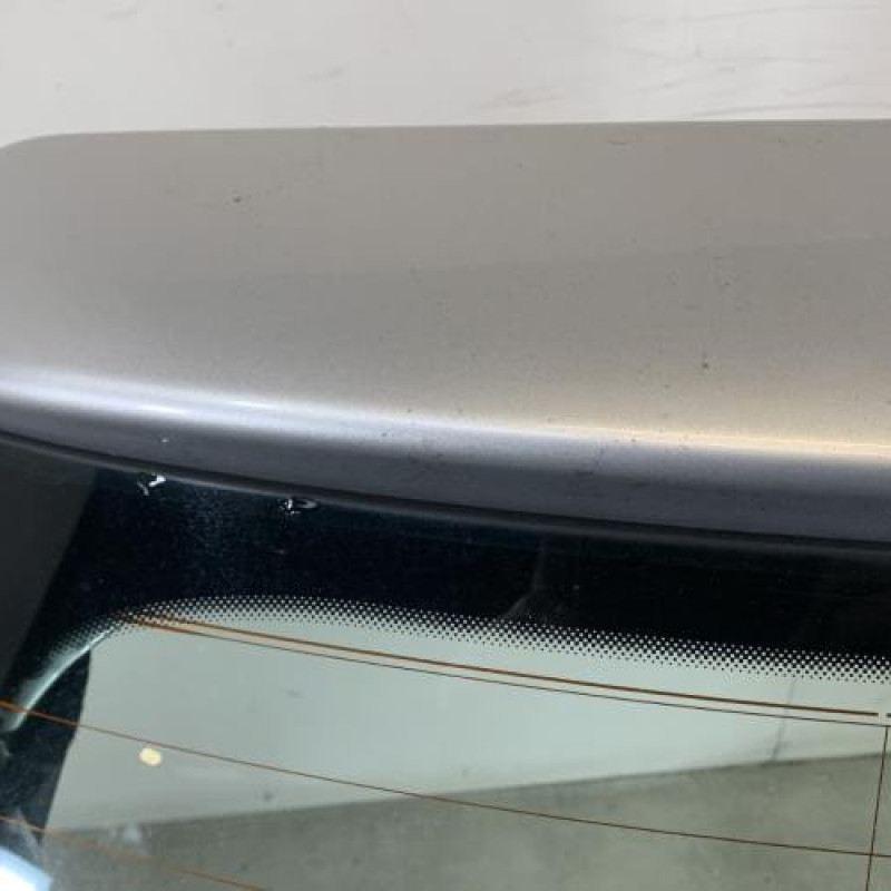 Malle/Hayon arriere AUDI A4 2 Photo n°6