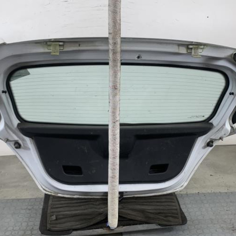 Malle/Hayon arriere OPEL CORSA D Photo n°4