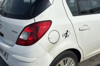 Malle/Hayon arriere OPEL CORSA D