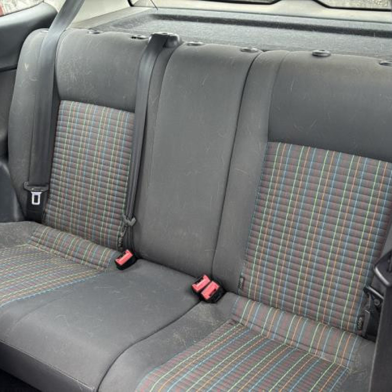 Custode arriere droit VOLKSWAGEN POLO 4 Photo n°17