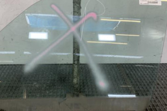 Vitre avant gauche OPEL MERIVA A Photo n°1