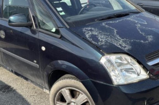 Vitre avant gauche OPEL MERIVA A
