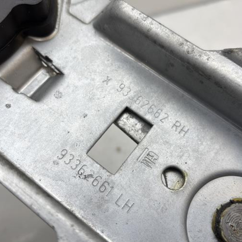 Leve vitre electrique avant droit OPEL MERIVA A Photo n°5