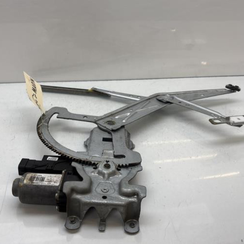 Leve vitre electrique avant droit OPEL MERIVA A Photo n°6