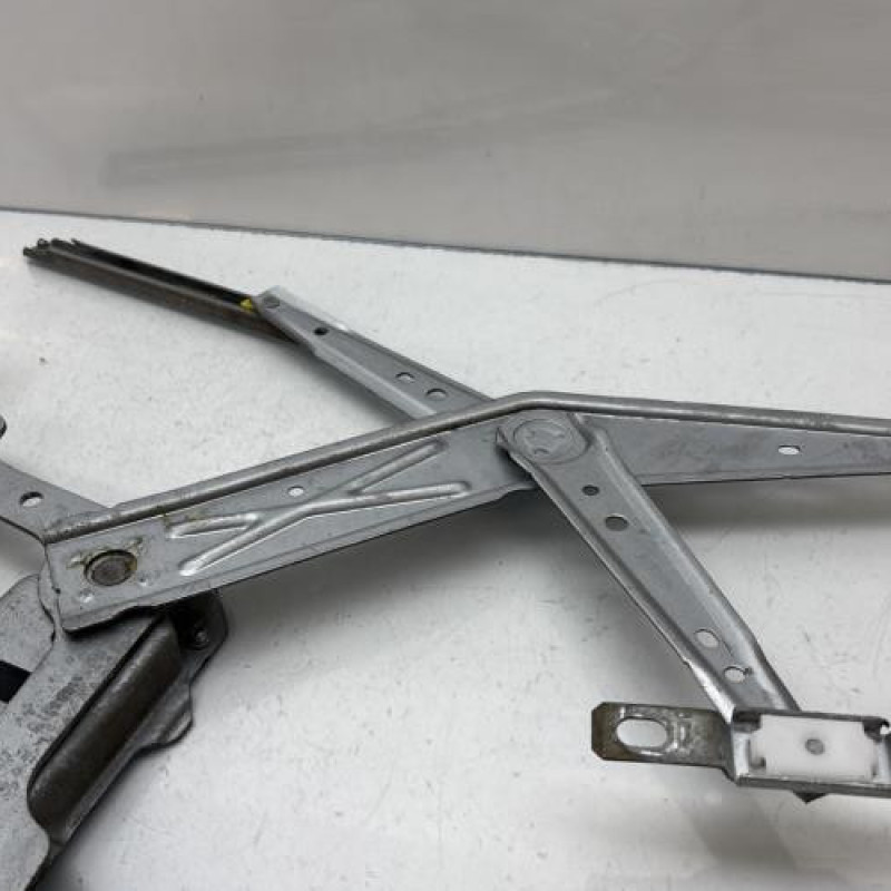 Leve vitre electrique avant droit OPEL MERIVA A Photo n°8