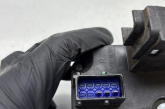 Serrure avant droit OPEL MERIVA A