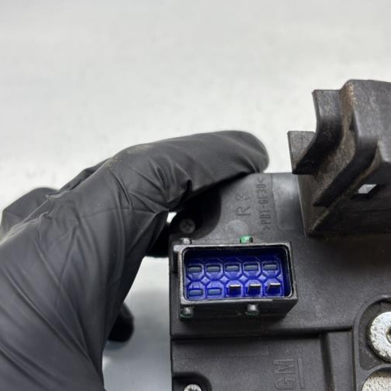 Serrure avant droit OPEL MERIVA A Photo n°3