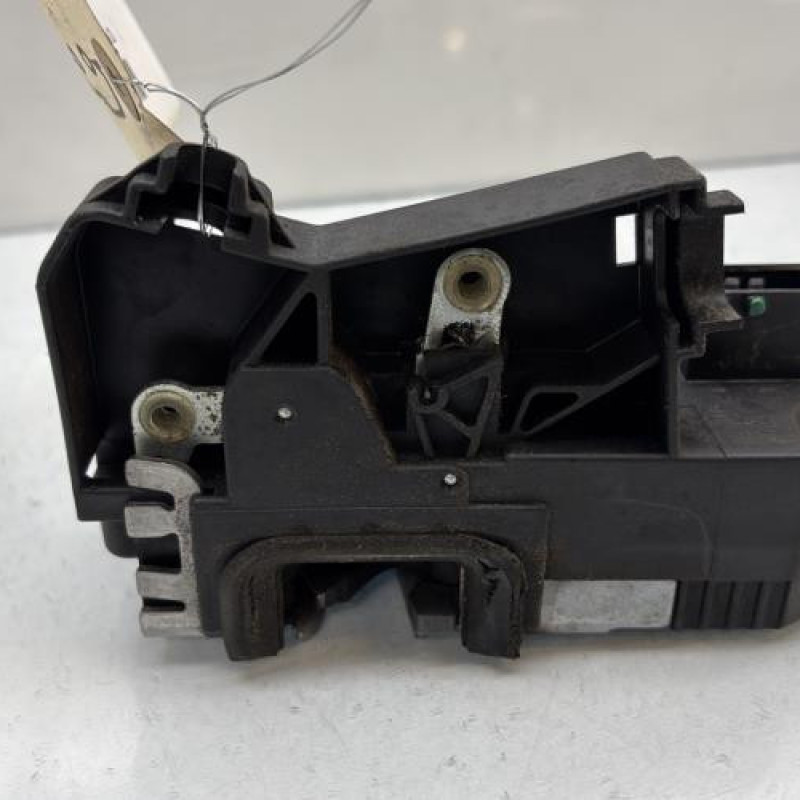 Serrure avant droit OPEL MERIVA A Photo n°4