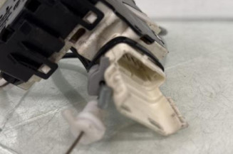 Serrure avant gauche PEUGEOT 407