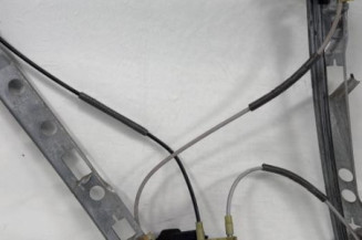 Leve vitre electrique avant gauche RENAULT MEGANE 2 Photo n°1