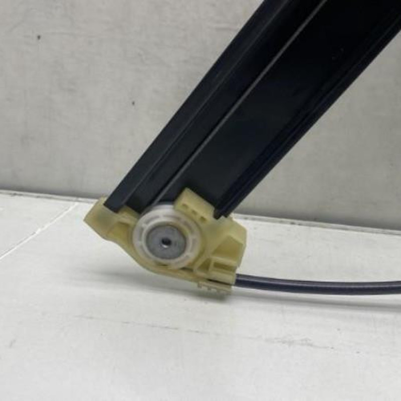Leve vitre electrique avant droit SEAT ARONA Photo n°6